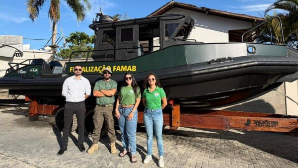 FAMAP realiza visita técnica à FAMAB para avaliar embarcação usada na fiscalização ambiental