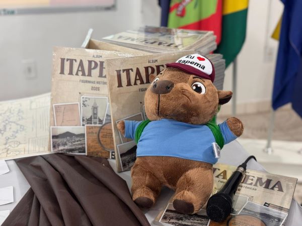 Itapema lança álbum de figurinhas para ensinar história local a estudantes da rede municipal