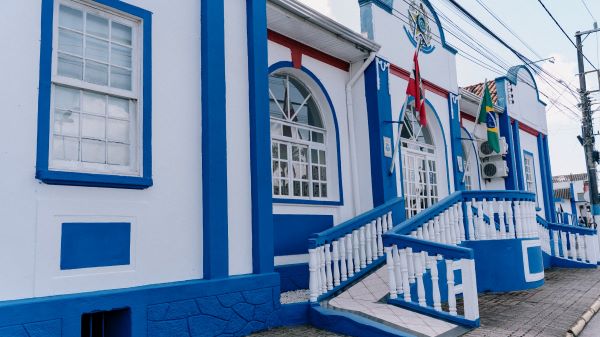 Prefeitura de Penha divulga funcionamento dos serviços públicos no feriado de 1º de maio