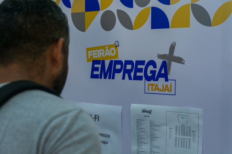Feirão de empregos no bairro são vicente oferecerá mais de 1,1 mil vagas em Itajaí