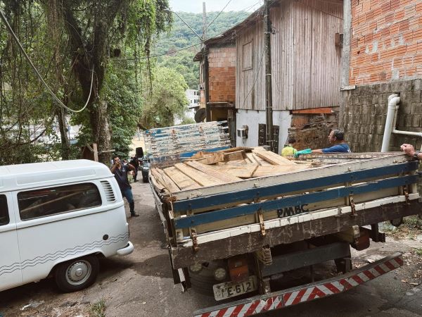 DCOI realiza mais de 60 ações em abril e intensifica combate a ocupações irregulares em Balneário Camboriú